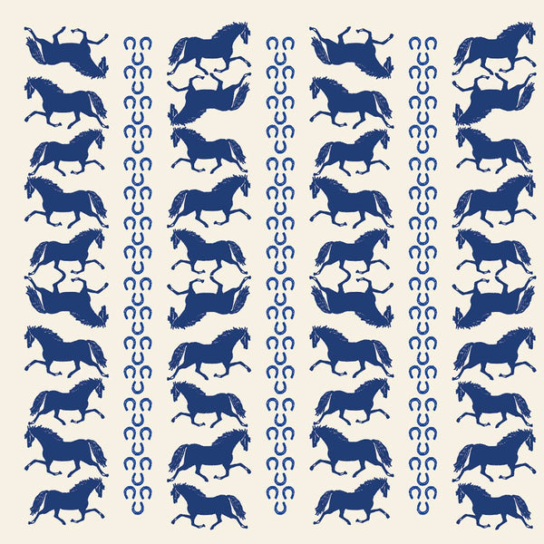 Laura Pouch – Small Trot