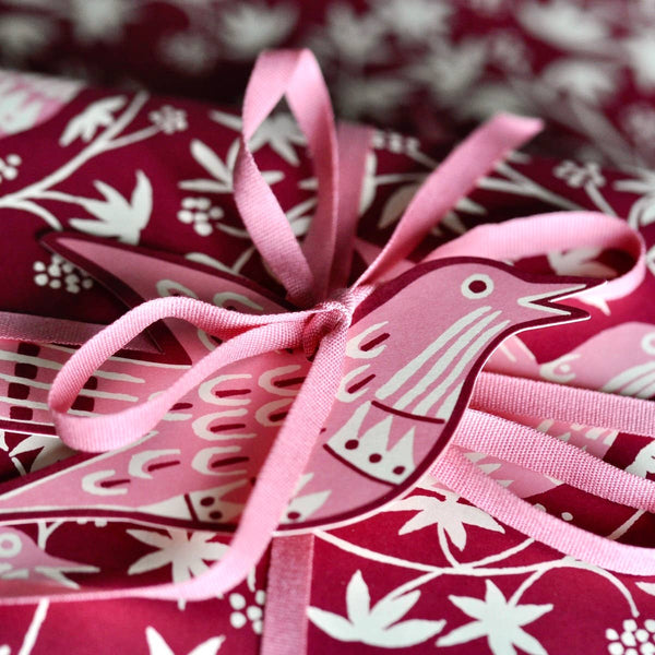 5 Fancy Songbird Gift Tags in Bramble