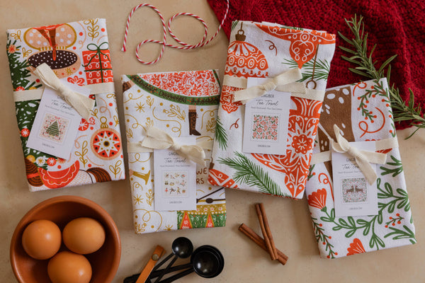 Ornament Tea Towel - Classic Holiday Kitchen Decor