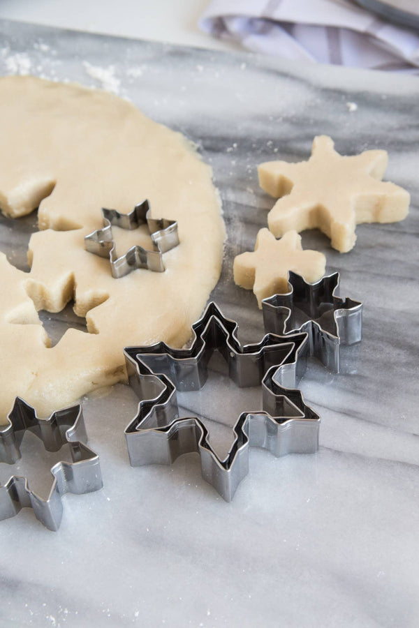 Fox Run Stainless Steel Snowflake Cookie Cutter Set, Set 5