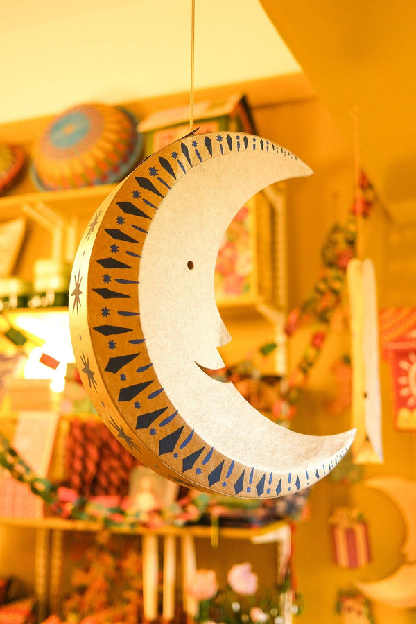 LARGE GOLDEN MOON BOARD DECORATION
