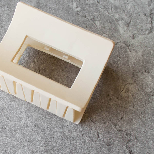 Matte Rectangle shaped Daily Design Hair Claw