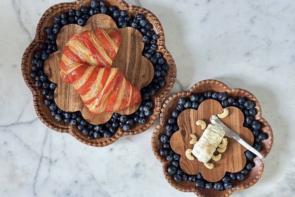 Vintage English Bread Board, Small Scalloped