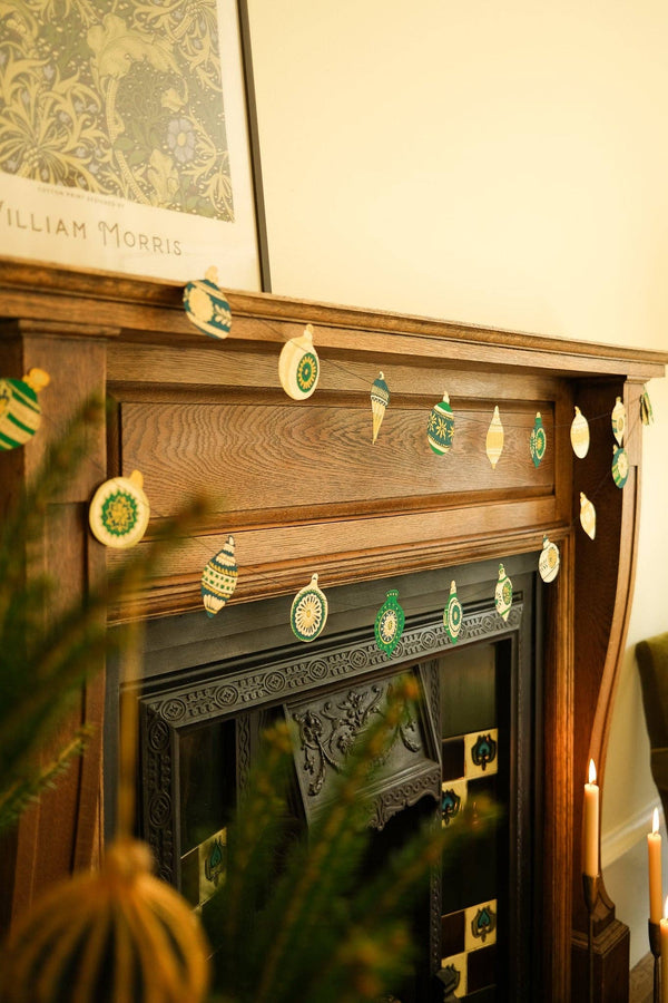 CHRISTMAS ORNAMENTS SEWN GARLAND