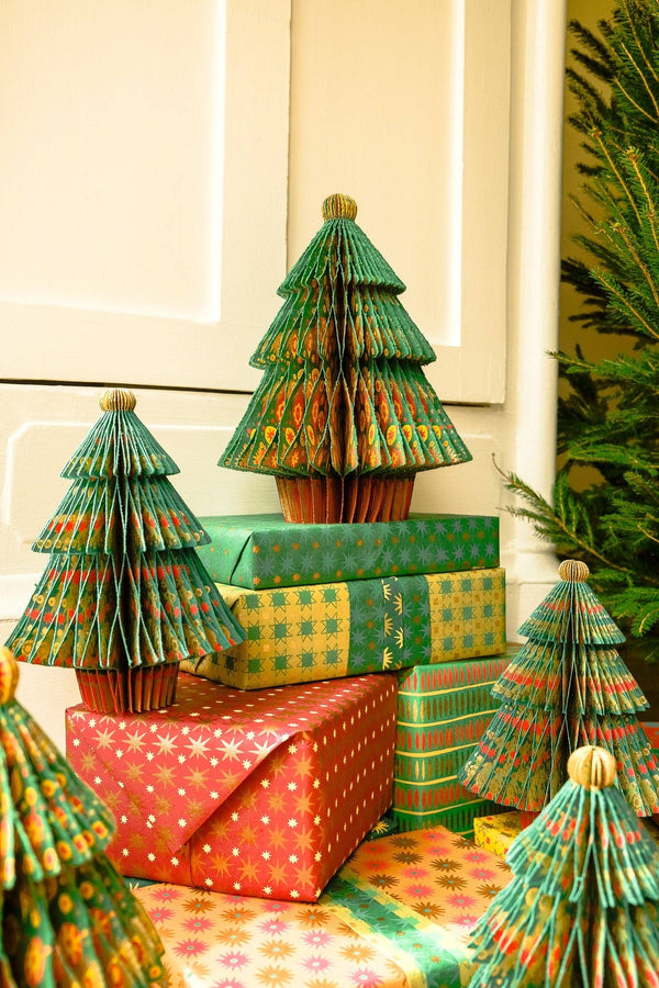 CHRISTMAS TREE HONEYCOMB