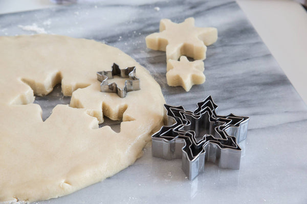Fox Run Stainless Steel Snowflake Cookie Cutter Set, Set 5