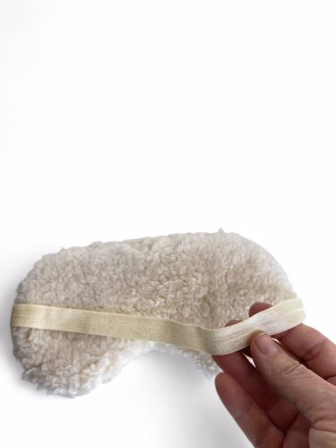 Sleep Mask / Vintage Strawberry