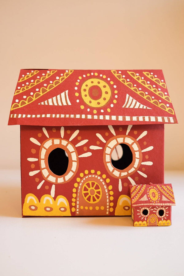 LARGE GINGERBREAD HOUSE DECORATIVE GIFT BOX