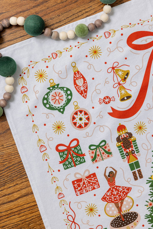 Christmas Tree Tea Towel – Holiday Kitchen Decor