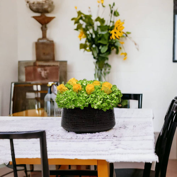 Oval Textured Ceramic Vase (TULLE5)