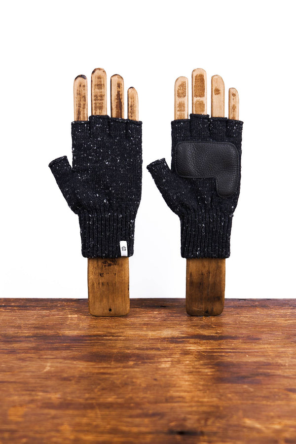 Black Tweed Fingerless Ragg Wool Gloves