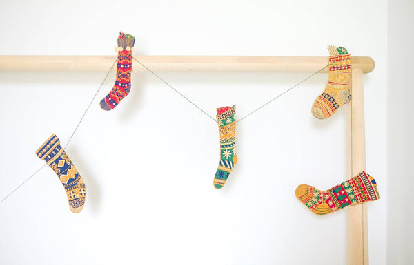 FESTIVE STOCKINGS SEWN GARLAND
