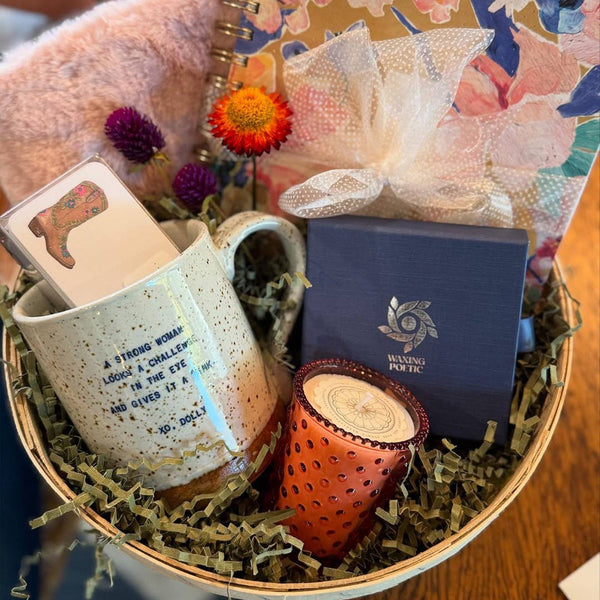 XO Mug - A Strong Woman, Dolly