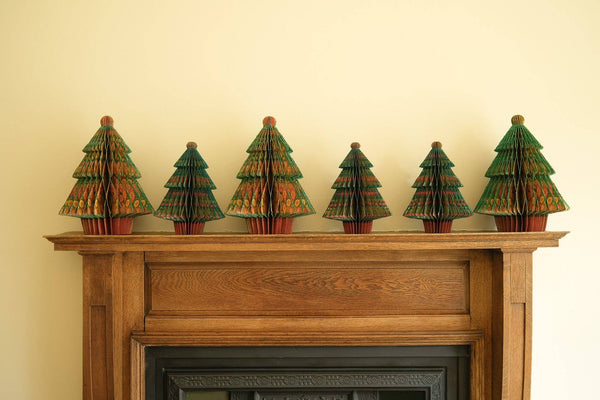 CHRISTMAS TREE HONEYCOMB