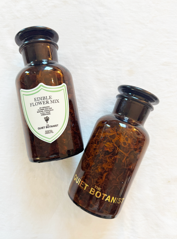 Organic Edible Flowers in 16oz Reusable Glass Beaker