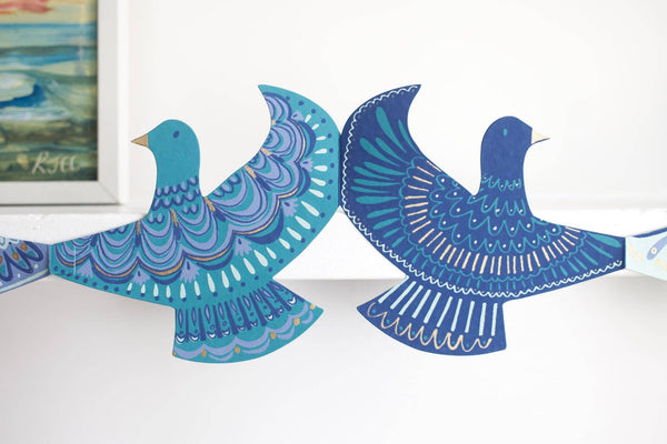 PEACE DOVES CONCERTINA GARLAND