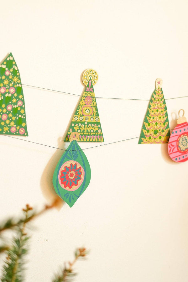BAUBLES SEWN GARLAND