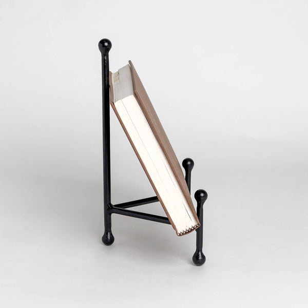 Iron Easel 9"