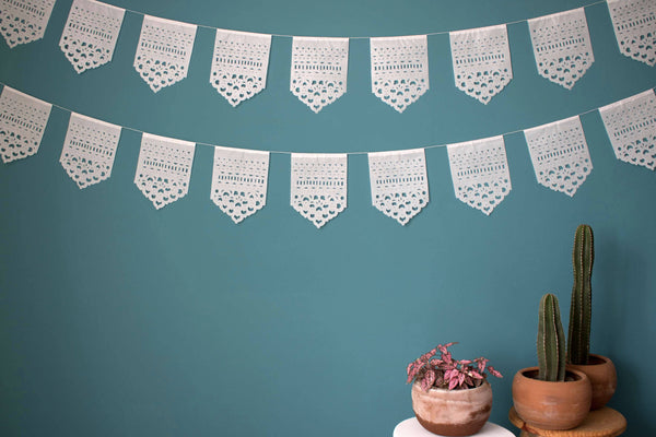 Paper garland - Camila