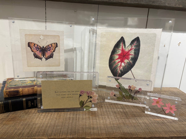 Acrylic Standing Frame- 3"x5"