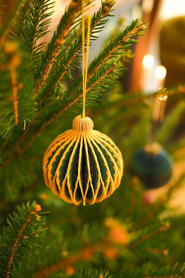 YELLOW BAUBLE HONEYCOMB