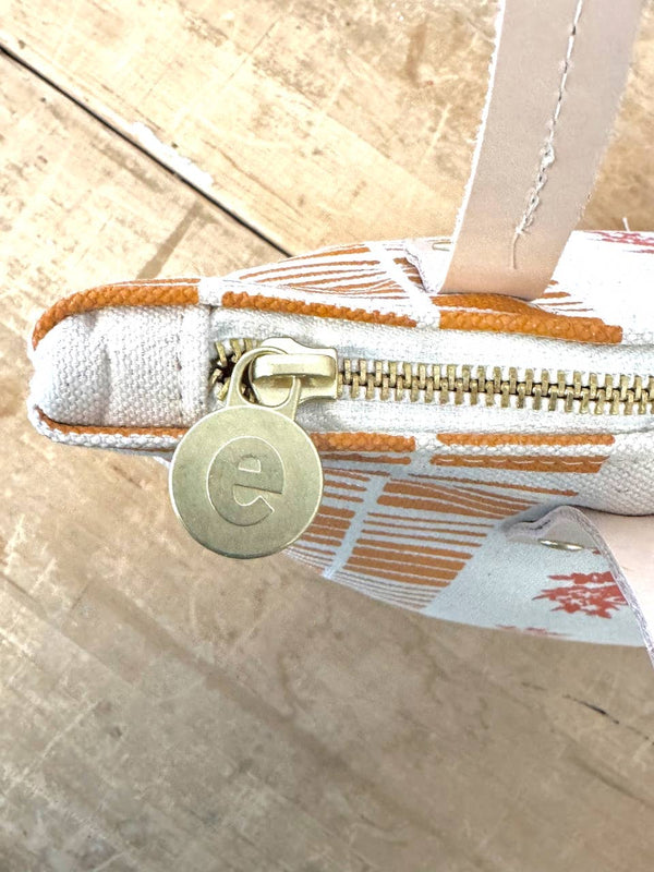Geo Daisy Erin Medium Tote Bag
