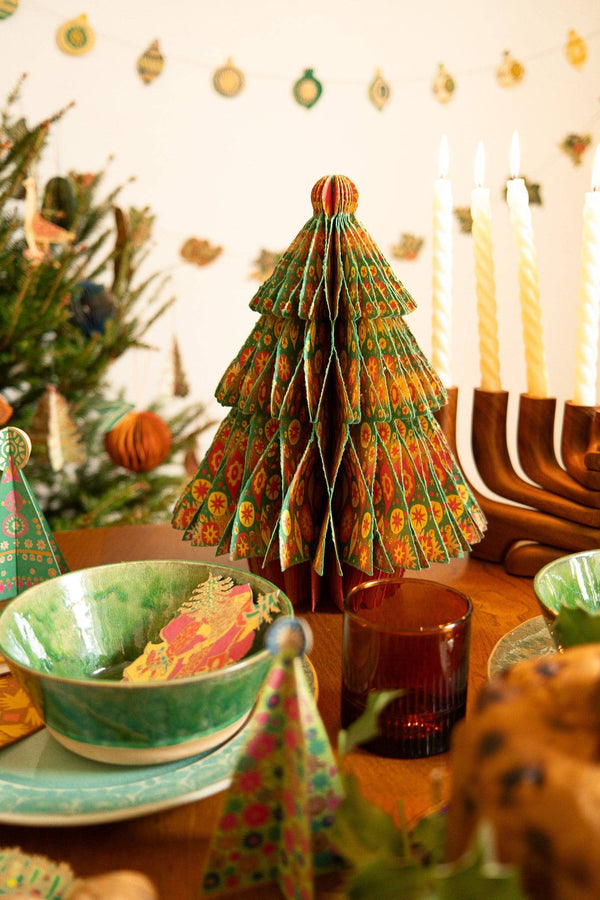 CHRISTMAS TREE HONEYCOMB
