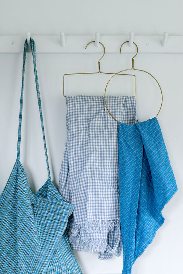 SCARF HANGER