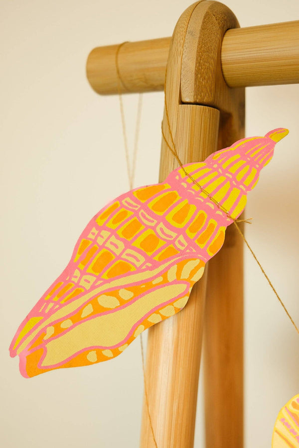 SHELL SEWN GARLAND
