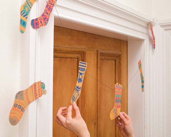 FESTIVE STOCKINGS SEWN GARLAND