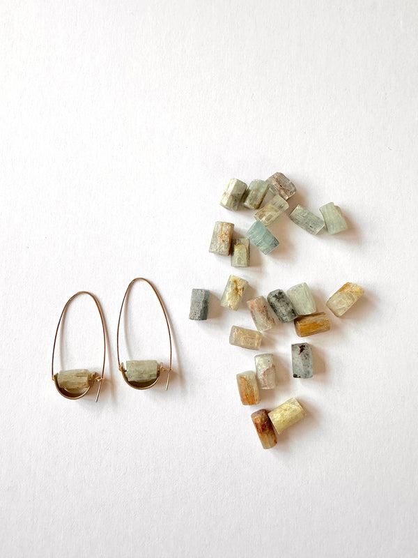 Belen Minimalist Gemstone Earring - Light Blue Kyanite