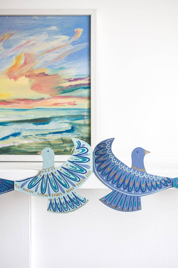 PEACE DOVES CONCERTINA GARLAND
