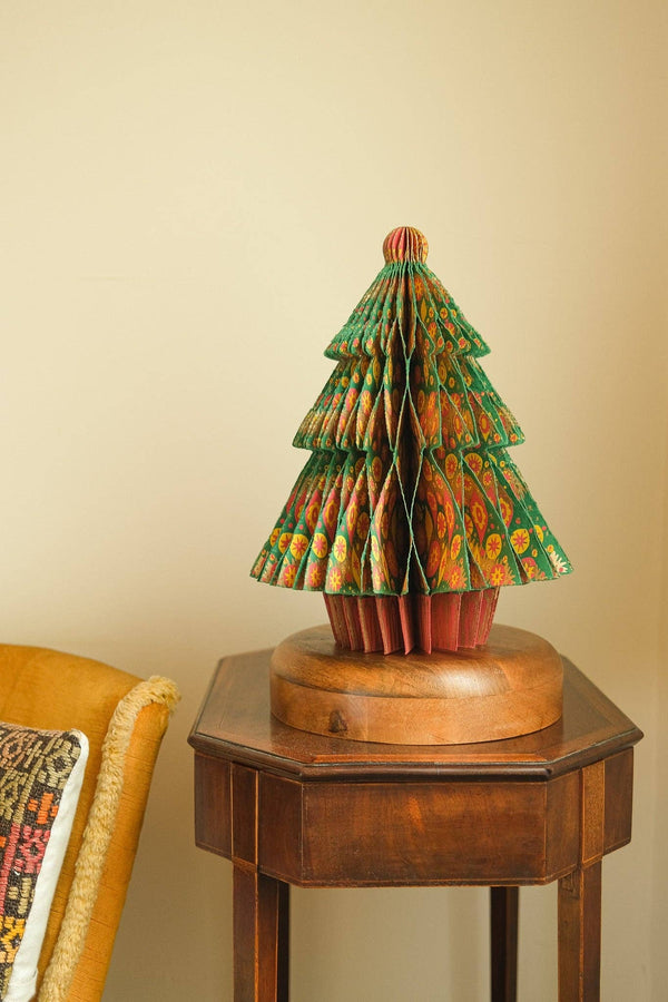 CHRISTMAS TREE HONEYCOMB