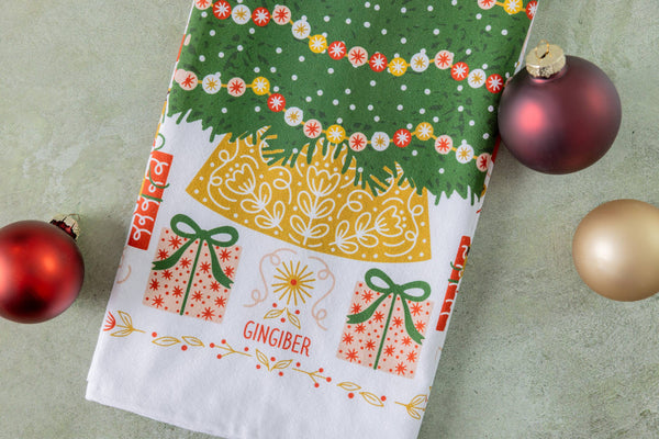 Christmas Tree Tea Towel – Holiday Kitchen Decor